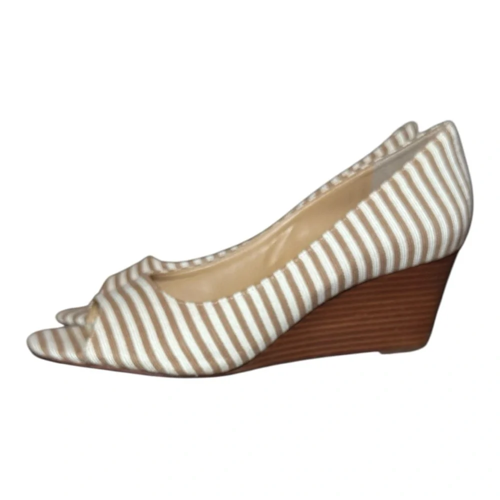 TALBOTS Royce Striped Wedge Peep Toe Sandal 9